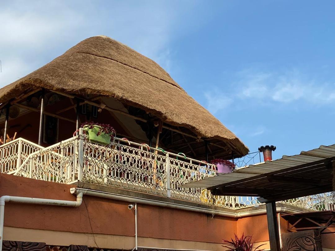 Lake Victoria Country Home Ентебе Екстериор снимка
