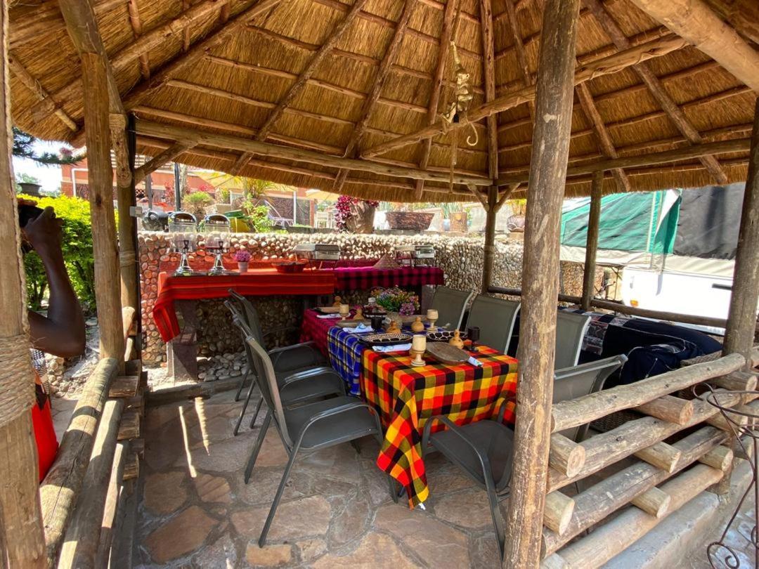 Lake Victoria Country Home Ентебе Екстериор снимка