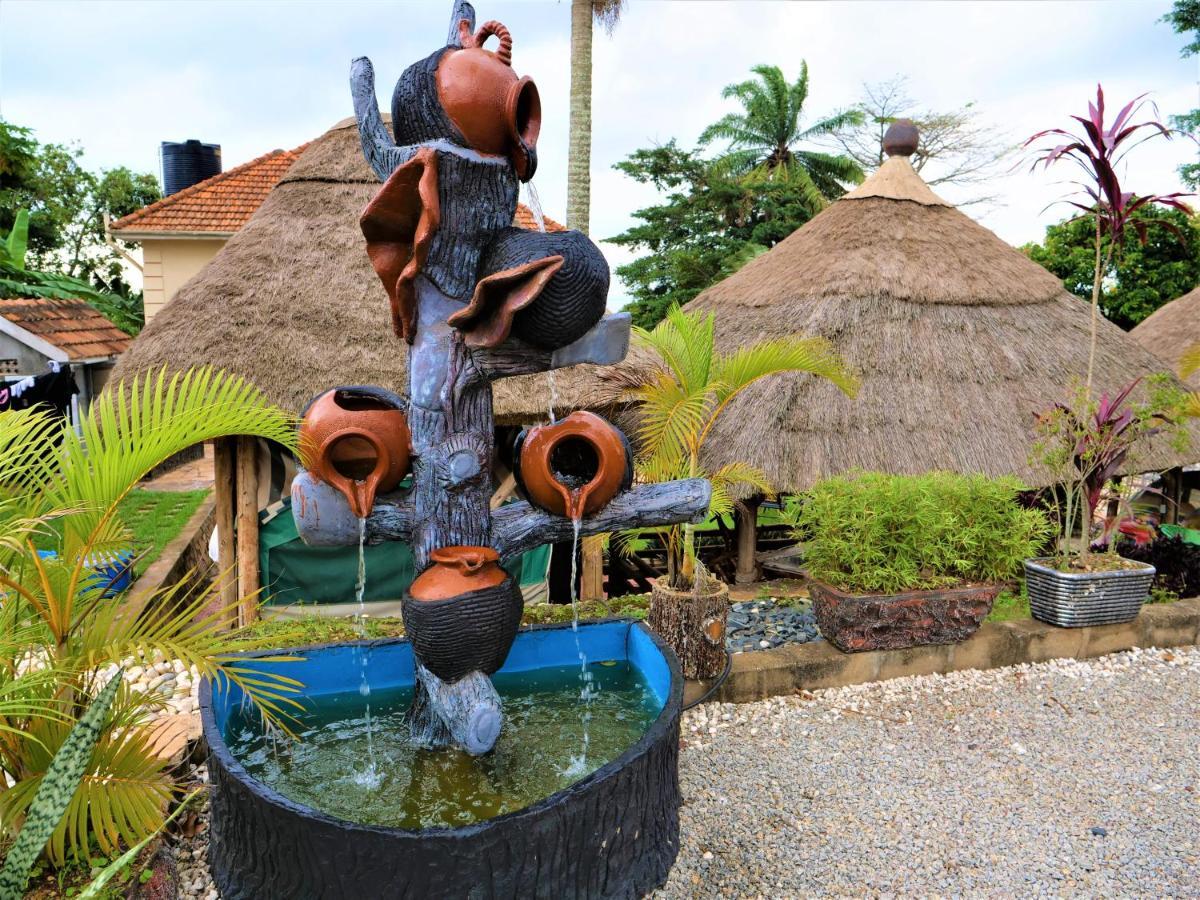 Lake Victoria Country Home Ентебе Екстериор снимка