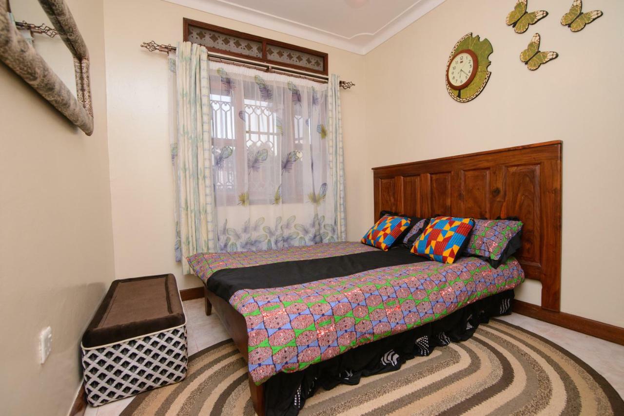 Lake Victoria Country Home Ентебе Екстериор снимка