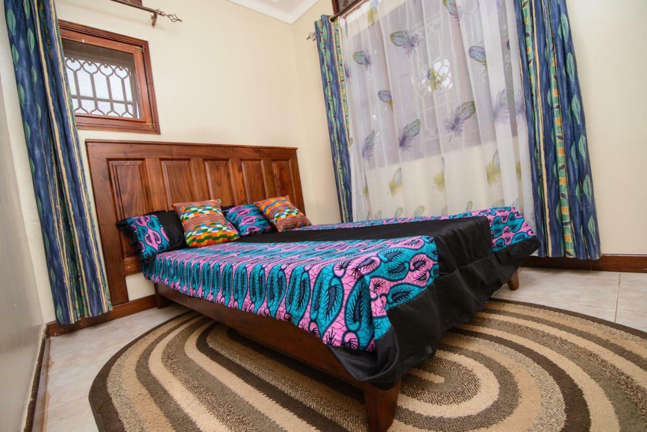 Lake Victoria Country Home Ентебе Екстериор снимка