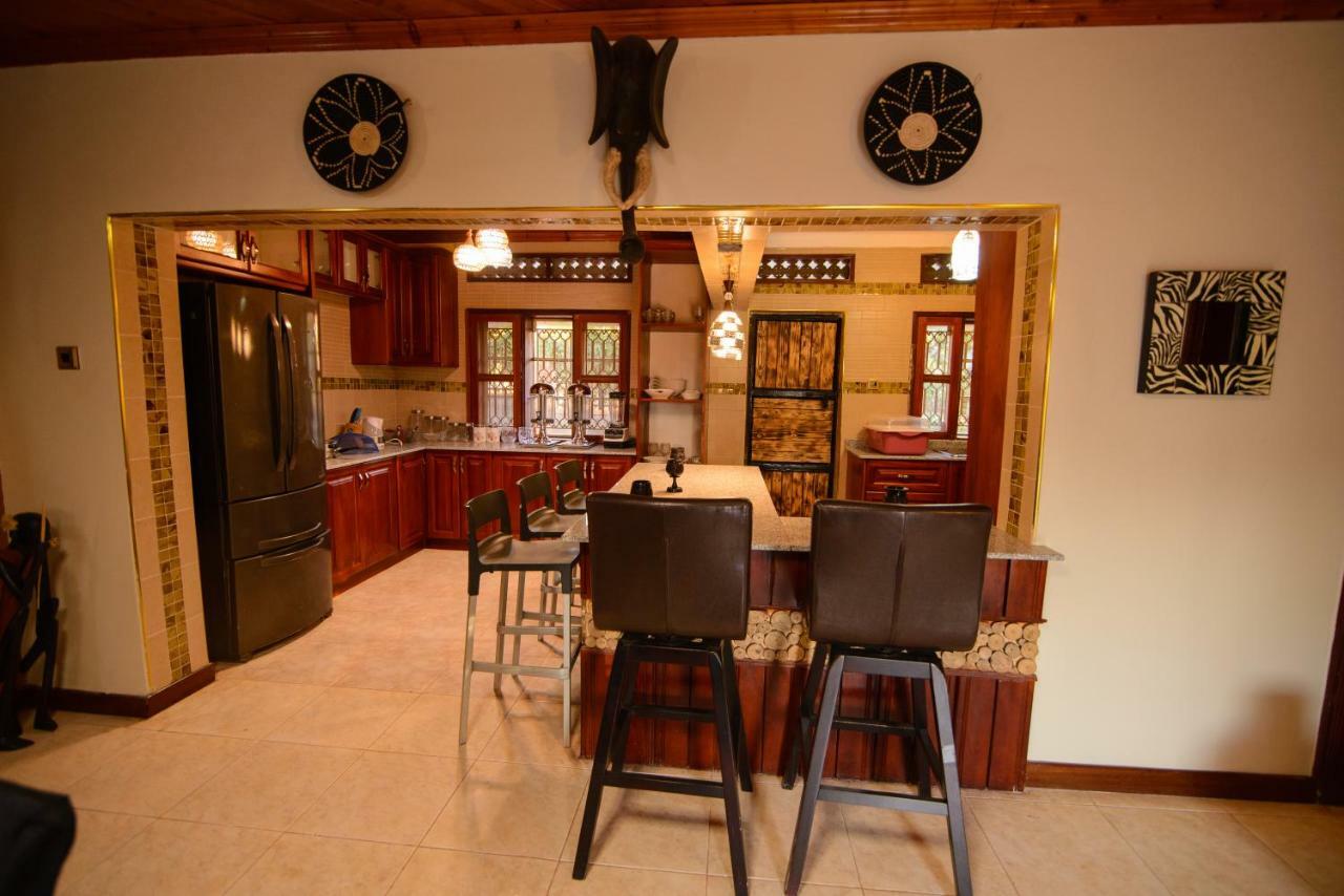 Lake Victoria Country Home Ентебе Екстериор снимка
